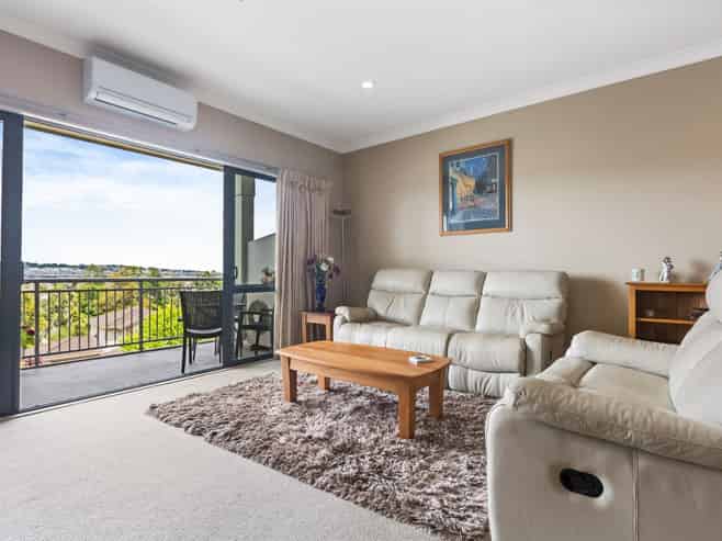 40/128 Stancombe Road, Flat Bush