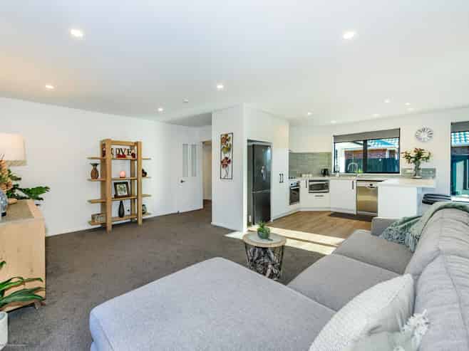 2/32 Anglesea Avenue, Parklands
