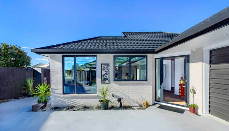 2/32 Anglesea Avenue, Parklands