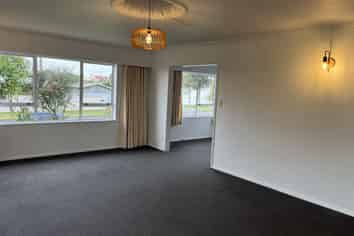 54 Wairau Road, Oakura