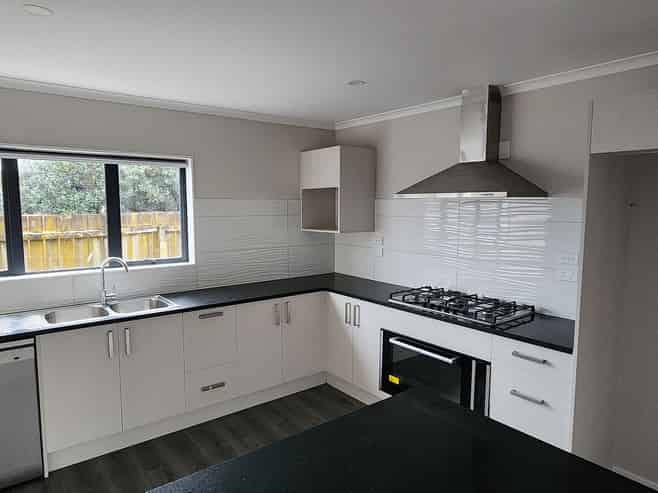 42B Buller Crescent, Manurewa