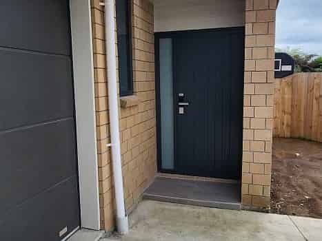 42B Buller Crescent, Manurewa