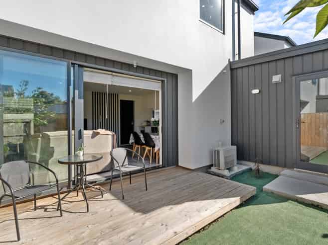 3/58 Division Street, Riccarton