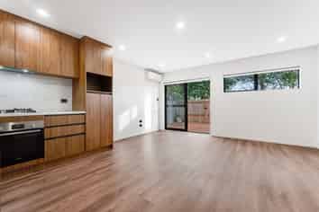 4/2 Donnell Avenue, Favona