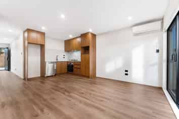 4/2 Donnell Avenue, Favona