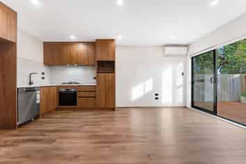 4/2 Donnell Avenue, Favona