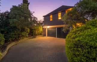 10 Edgewater Street, WAIKANAE