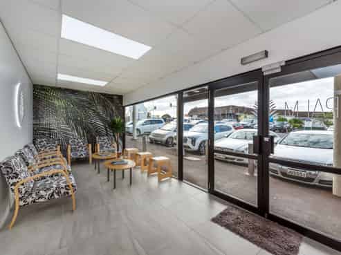 Co-Working and Office Suites in Glendene