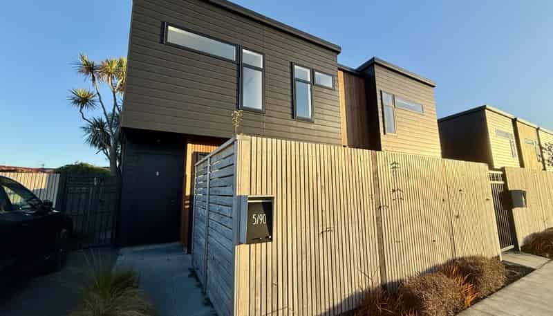 5/90 Knights Road, Belmont