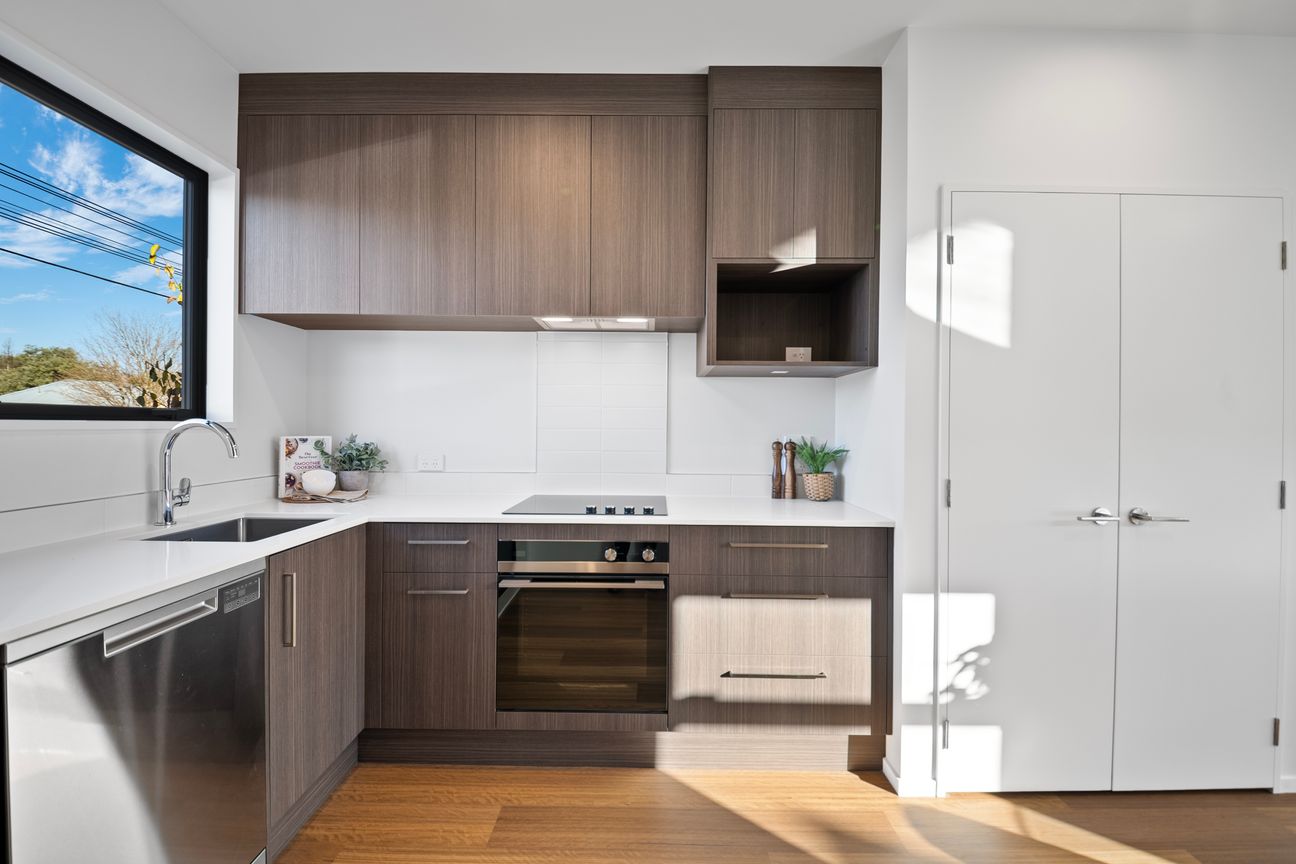 Brand-New Standalone - Free Blinds Package. - Widok 3