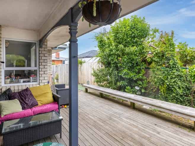 11 Te Hatepe Avenue, Taupo