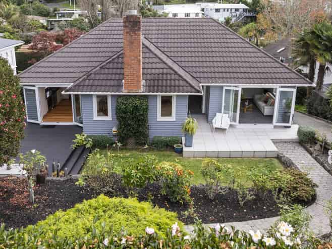 10 Forfar Road, Glendowie