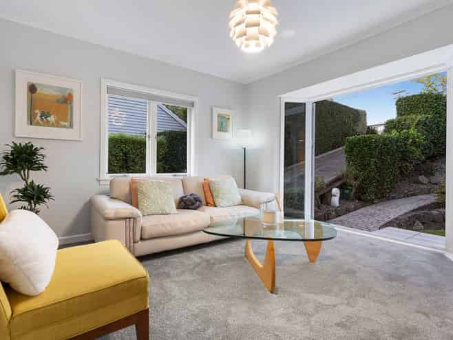 10 Forfar Road, Glendowie