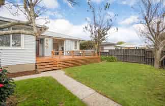 15A Queen Road, Bellevue