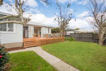 15A Queen Road, Bellevue