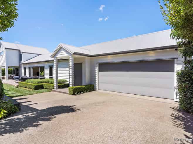 15 Knoll Rise, Pukekohe