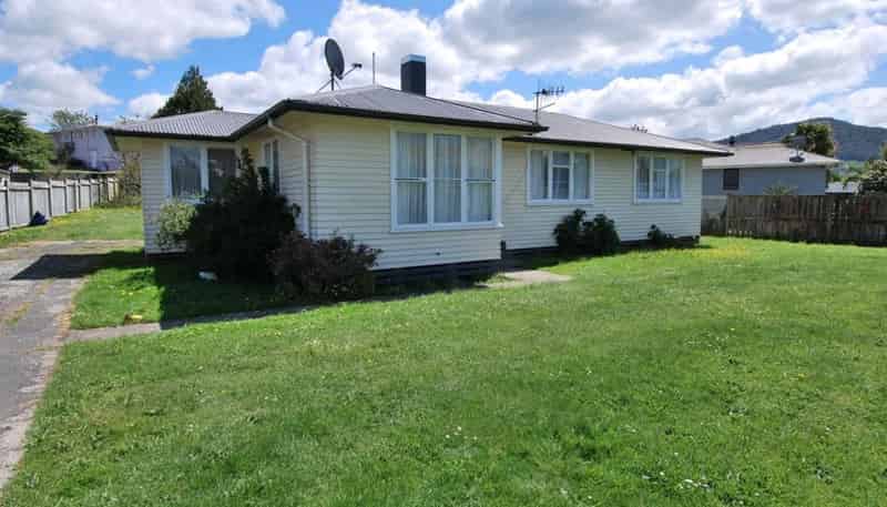 12 Bellingham Crescent, Fordlands