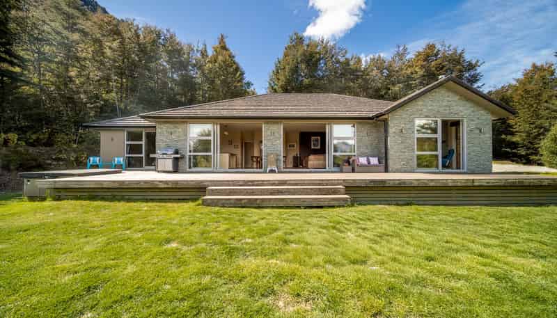 7 Tall Tree Lane, Glenorchy