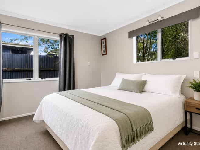 1/2 Laughton Street, Taupo