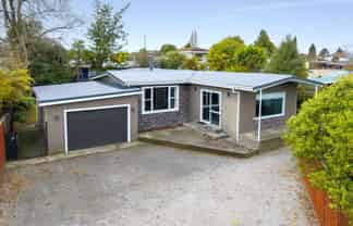 1/2 Laughton Street, Taupo