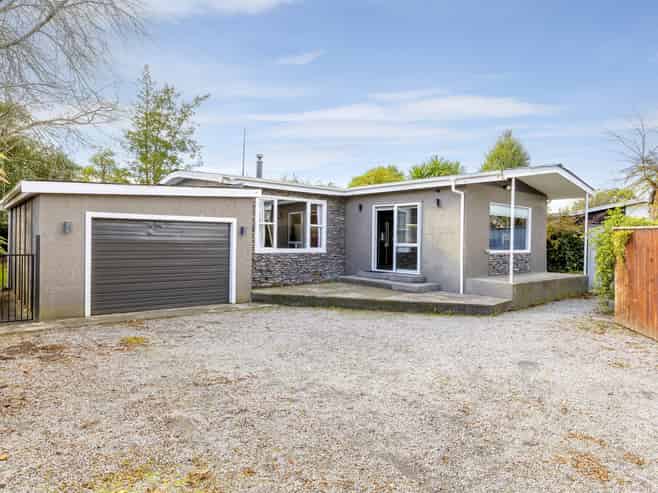 1/2 Laughton Street, Taupo