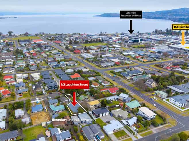 1/2 Laughton Street, Taupo