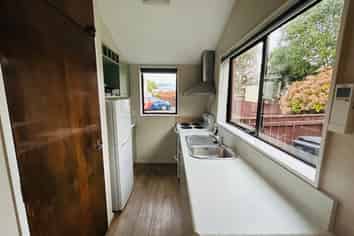 6B Munro Place , Westport