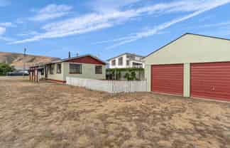 13 Lake Terrace Road, Birdlings Flat
