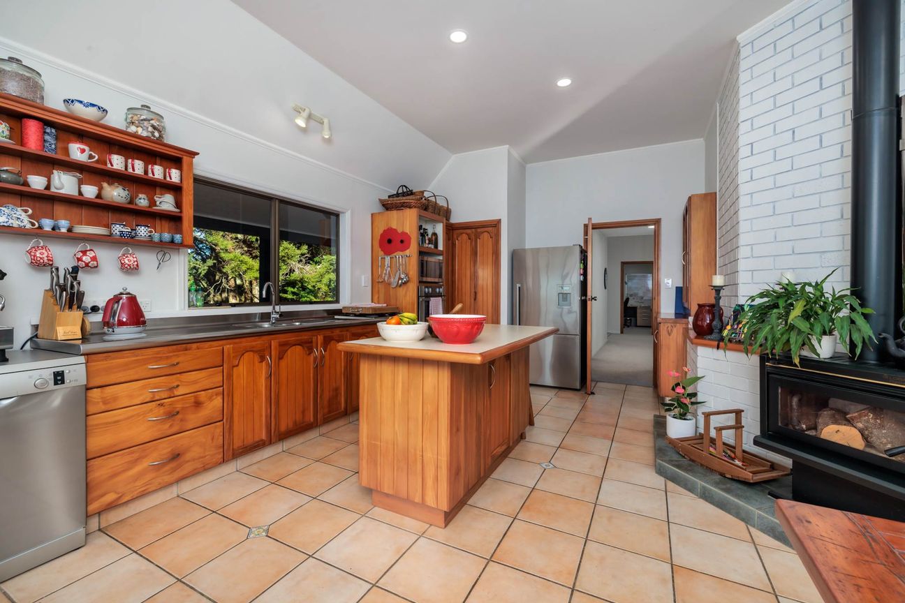 An Enchanting Estate With Supplementary Income - Ansicht 5