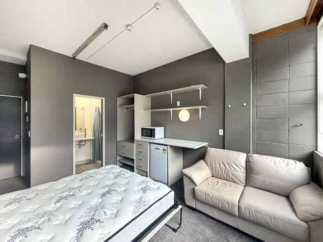 111/20 Glenmore Street, Thorndon