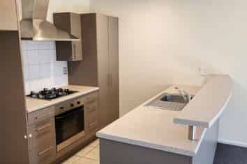 3/1022 Colombo St, Saint Albans