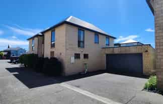 3/1022 Colombo St, Saint Albans