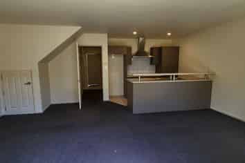 3/1022 Colombo St, Saint Albans
