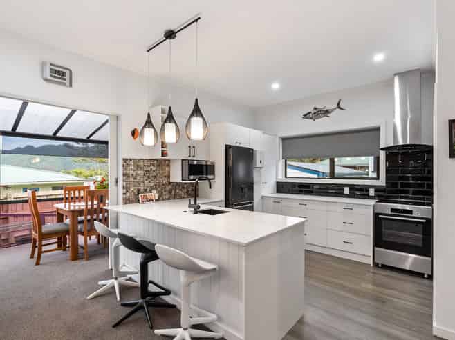 72 Moeraki Road, Maoribank