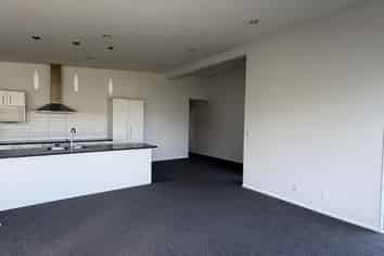 26 Pebble Beach Boulevard, Kamo