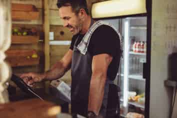 Licensed Cafe & Restaurant With Circa $425k Profit, Tasman Region - (CML 11558)