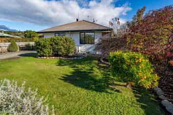 17D Martin Avenue, WAKEFIELD