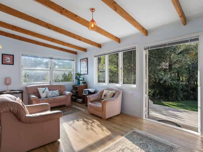 7 Burnside Avenue, Mount Albert