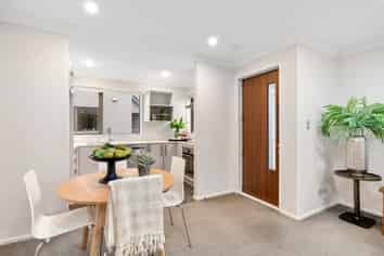4/37 Huxley Street, Sydenham