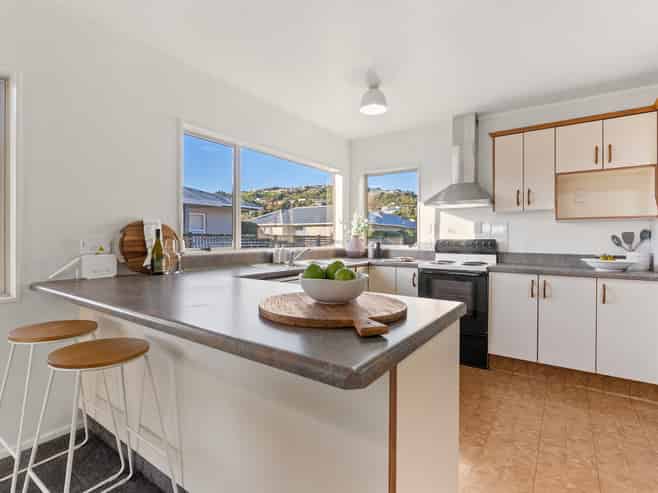 248E Annesbrook Drive, Wakatu