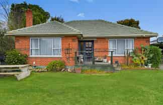 212 Walnut Ave, Ashburton