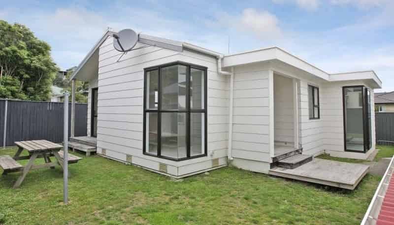 183B The Parade, Island Bay