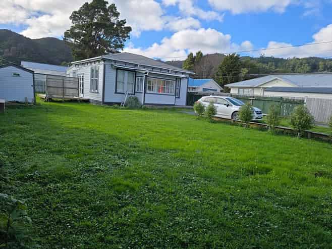 95 Rata Street, Naenae