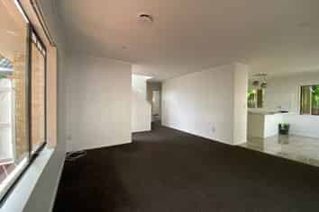 208 Botany Road, Botany Downs