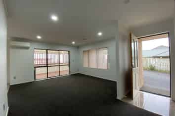 208 Botany Road, Botany Downs