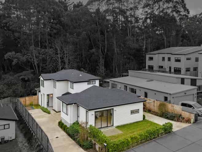 6 Tagish Way, Orewa