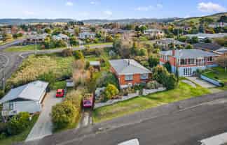 15 Pratt Street, Waikouaiti