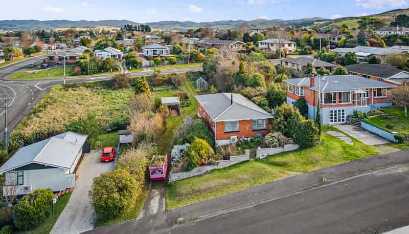 15 Pratt Street, Waikouaiti