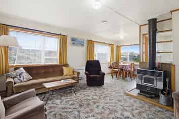 15 Pratt Street, Waikouaiti
