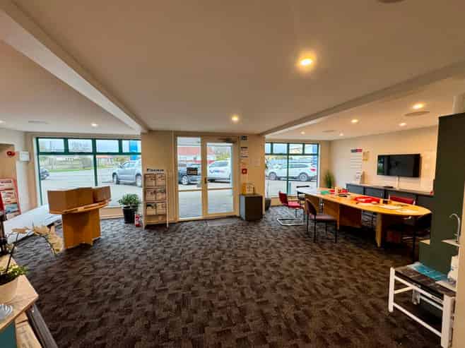 276sqm Main Thoroughfare Trade Retail Showroom